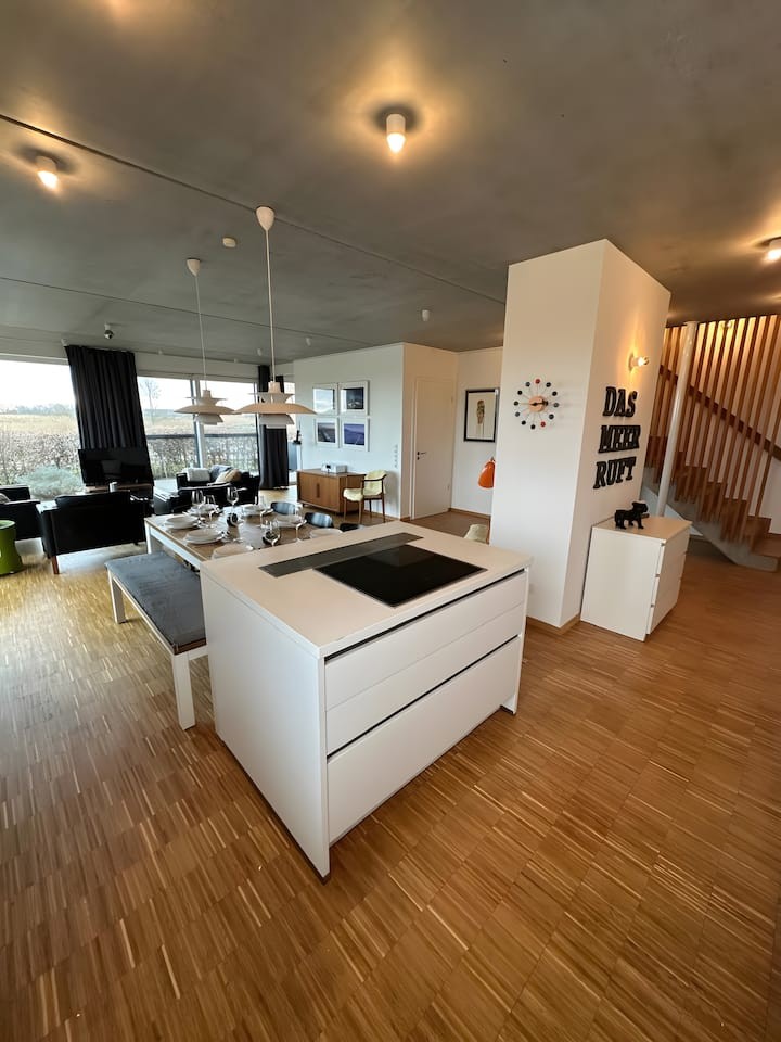 Wand-Decken und Bodengestaltung